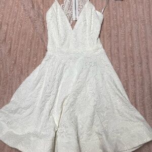 Windsor white dress size small